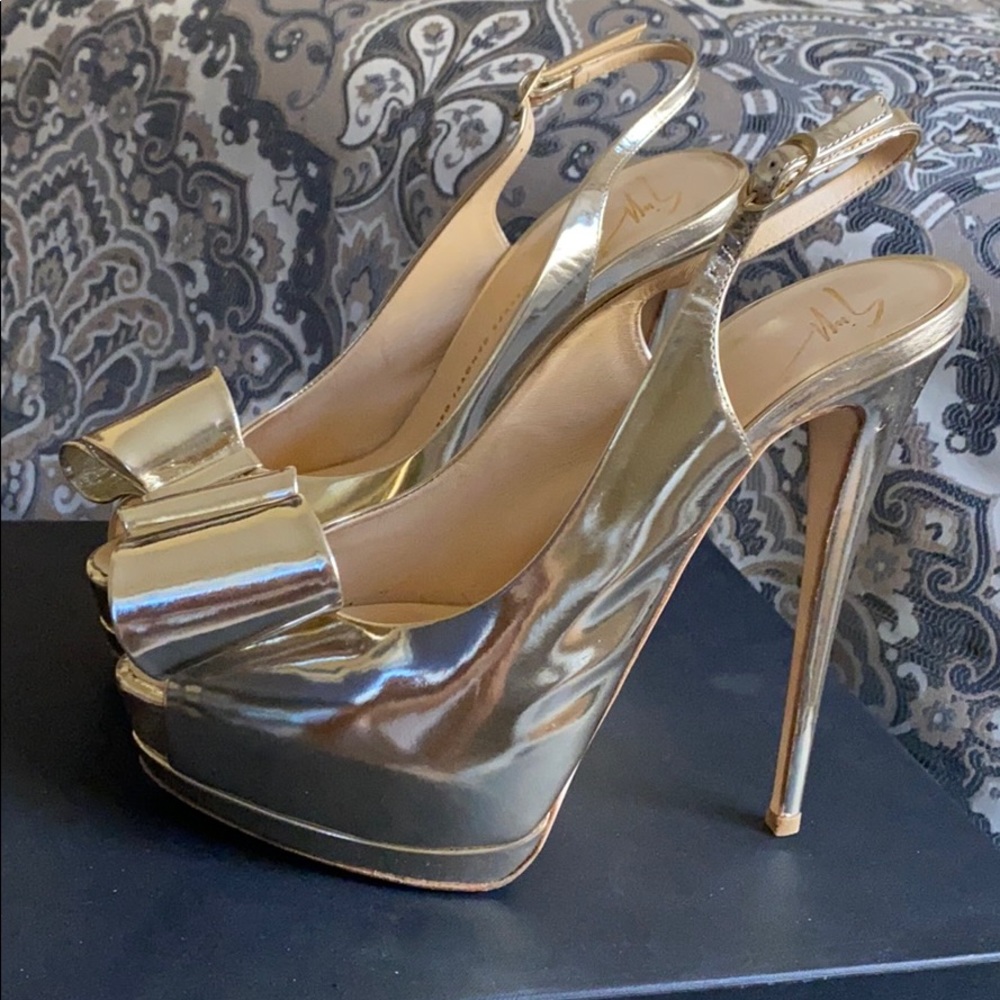Giuseppe Zanotti Sharon 105 Gold Mirror Pump
